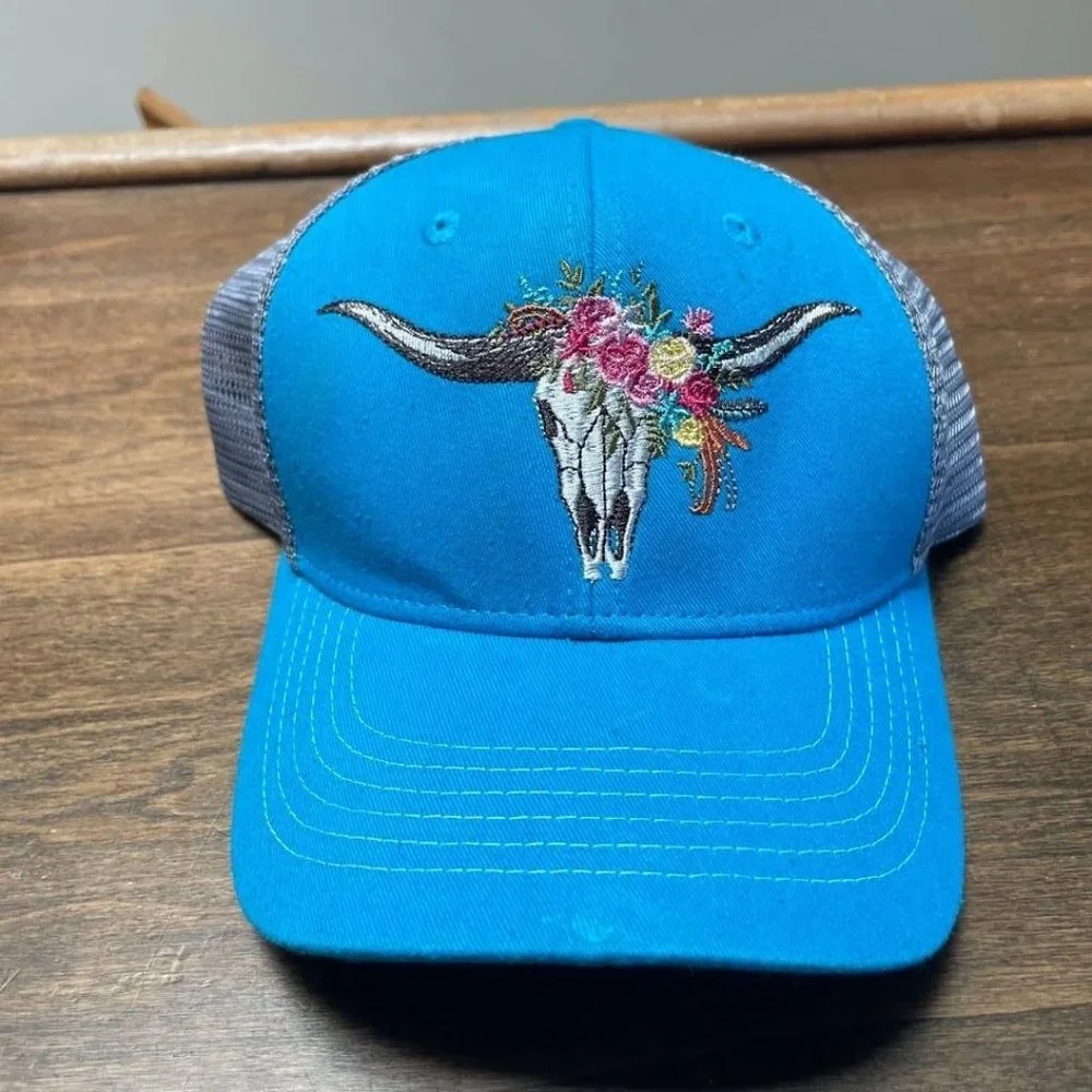 Arcadian Outfitters Blue Hate with Bull/Cattle Skull and Flowers - Picture 1 of 7